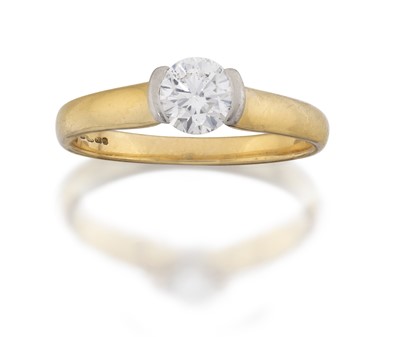 Lot 2136 - An 18 Carat Gold Diamond Solitaire Ring