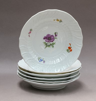 Lot 114 - Six 20th century Meissen dishes, painted with...