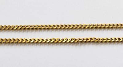Lot 187 - A curb link chain, stamped '9K', length 52.5cm