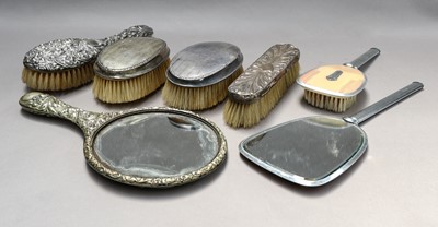 Lot 9 - A tray of miscellaneous items including silver...