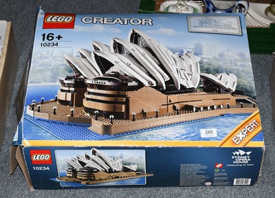 Lot 285 - Lego Sydney Opera House (part constructed, boxed)