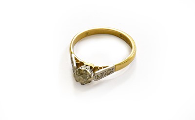 Lot 189 - An 18 carat gold diamond solitaire ring,...