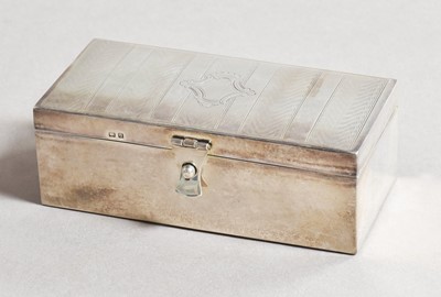Lot 78 - A George V Silver Jewellery-Box, by Williams...