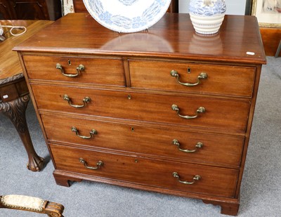 Lot 1171 - A George III mahogany four-height chest of...