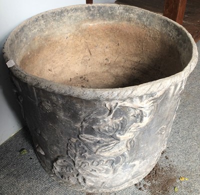 Lot 1118 - Lead planter