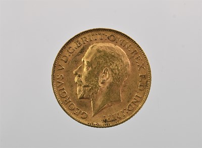 Lot 347 - George V, Sovereign 1911, obv. bare head left,...