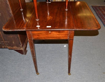 Lot 447 - A 19th century mahogany Pembroke table