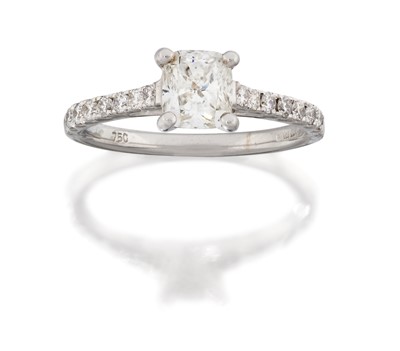 Lot 2179 - An 18 Carat White Gold Diamond Solitaire Ring