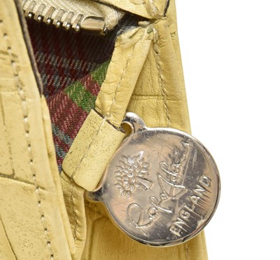 Lot 1358 - Roger Saul Mulberry Shoulder Bag, in blond...