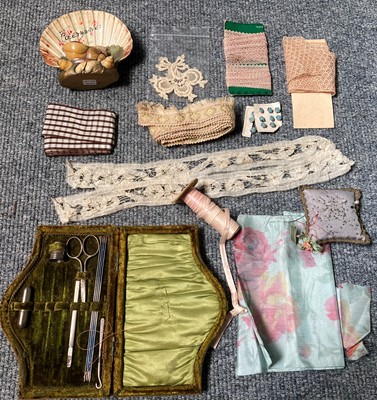 Lot 2131 - Assorted Mainly 20th Century Haberdashery and...
