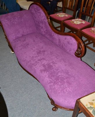 Lot 460 - Chaise longue