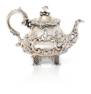 Lot 112 - A Victorian Silver Teapot, by William Ker Reid,...