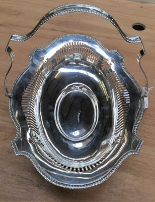 Lot 16 - An Edward VII Silver Basket, by Fattorini and...
