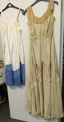 Lot 320 - Assorted costume comprising a gents morning...