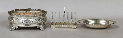 Lot 188 - Assorted items, including: a Capodimonte...