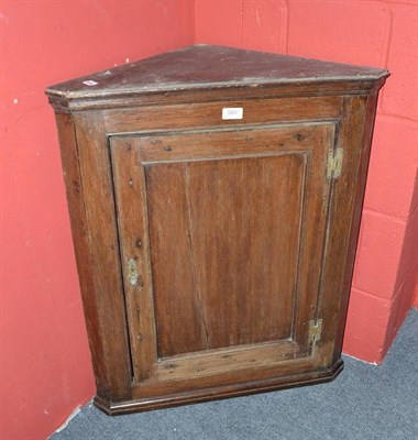 Lot 560 - Corner cupboard