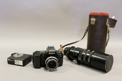 Lot 325 - Nikon F801 Camera