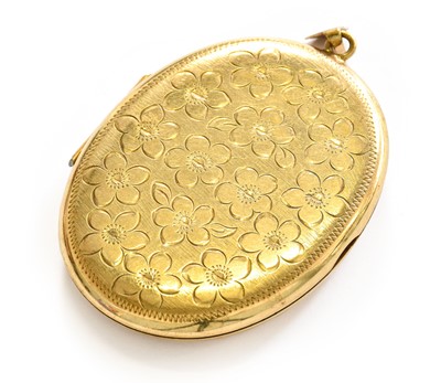Lot 156 - A 9 carat gold locket, with a floral engraved...