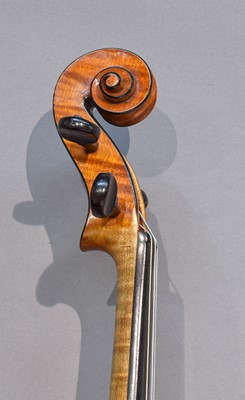 Lot 61 - Violin