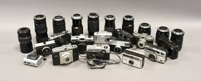 Lot 363 - Various Cameras And Associated Items