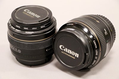 Lot 281 - Canon EF Lenses