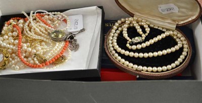 Lot 34 - Assorted costume jewellery, cufflinks, coral necklace, etc