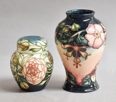 Lot 117 - A modern Moorcroft pottery Oberon pattern vase,...