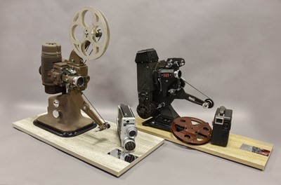 Lot 333 - Pathe 1928 Projector