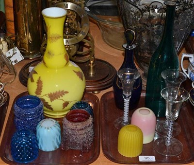 Lot 95 - Yellow glass vase, fairy lamps, etc