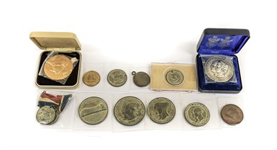 Lot 420 - 12 x Commemorative Medals, to include: Royal...