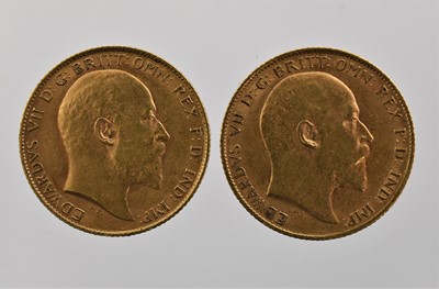 Lot 342 - 2 x Edward VII, Half Sovereign 1907, obv. bare...