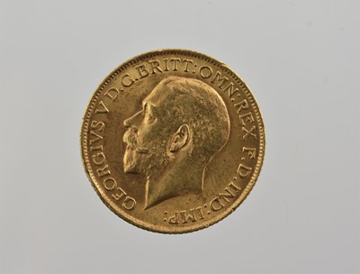 Lot 348 - George V, Sovereign 1914, obv. bare head left,...