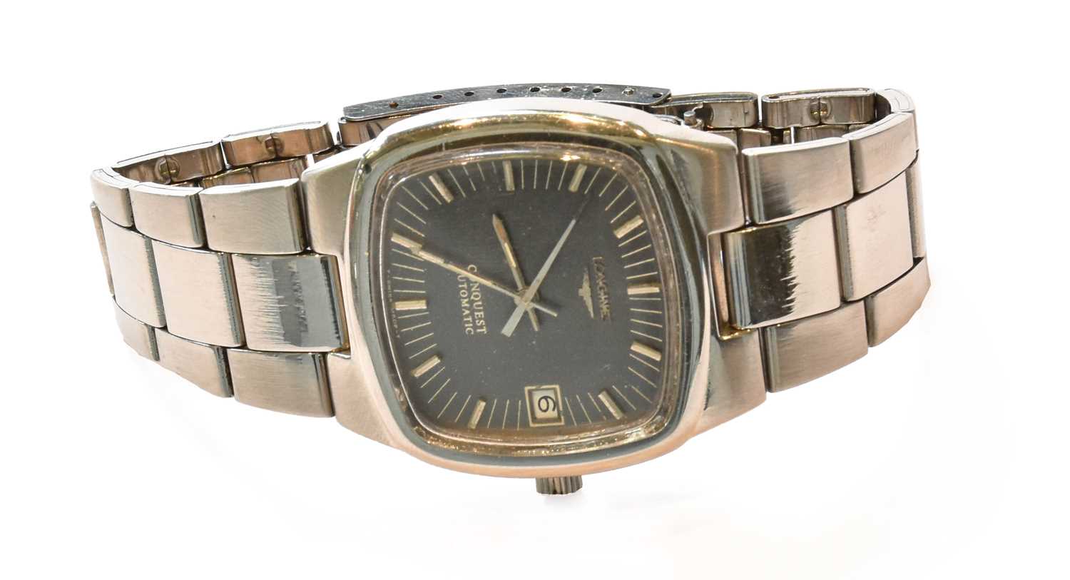 Lot 390 - A Steel Automatic Longines Conquest Wristwatch