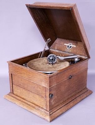 Lot 175 - A Columbia Table Grand Gramophone