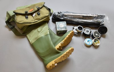 Lot 46 - Various Fly Fishing Items