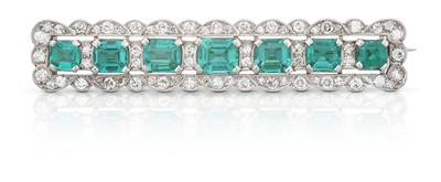 Lot 2301 - An Emerald and Diamond Bar Brooch