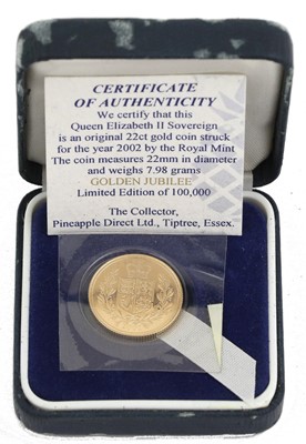 Lot 369 - Elizabeth II, Sovereign 2002, obv....