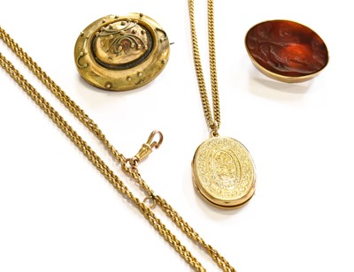 Lot 200 - A 9 Carat Gold Locket on Chain, locket length...