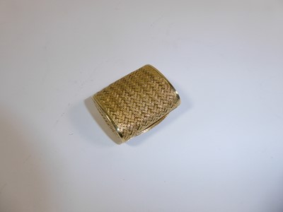 Lot 2068 - A Gold Pill-Box