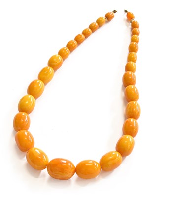 Lot 316 - An Amber Bead Necklace, length 56cm