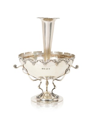Lot 2112 - An Edward VII Silver Combination Bowl and Vase