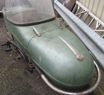 Lot 154 - Watsonian Sidecar to be restored, cracks to...