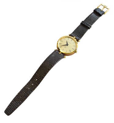 Lot 90 - A Plated Quartz Wristwatch, signed Gucci,...