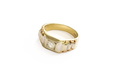 Lot 364 - A 9 Carat Gold Diamond Solitaire Ring, finger...