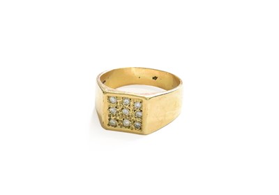 Lot 41 - A Gent's 9 Carat Gold Diamond Cluster Ring,...
