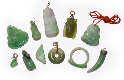 Lot 24 - A Small Quantity of Jade and Jade Type...
