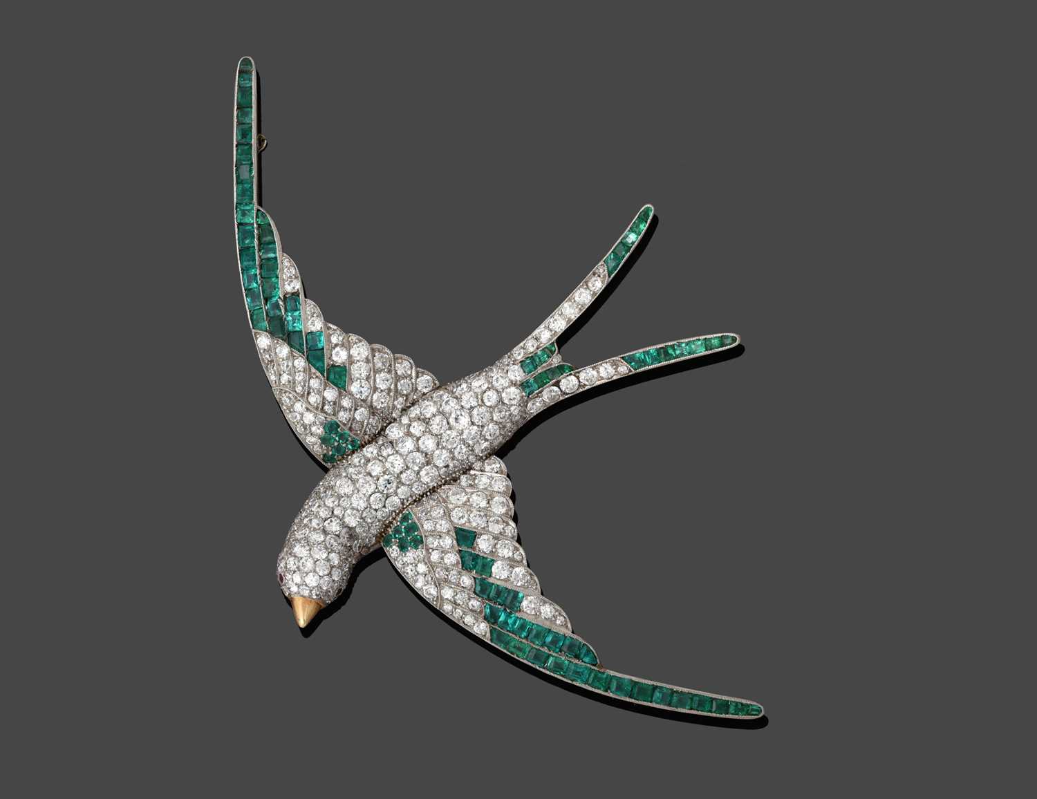 Lot 2354 - An Emerald and Diamond Brooch