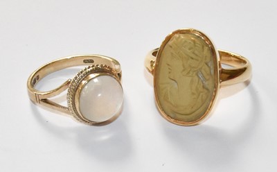 Lot 76 - A Lava Cameo Ring, stamped '18CT', finger size...