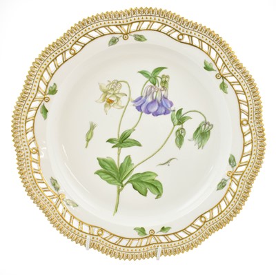 Lot 283 - A Royal Copenhagen Porcelain Flora Danica Dish,...
