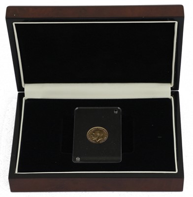 Lot 356 - George V, Half Sovereign 1915S, Sydney Mint,...